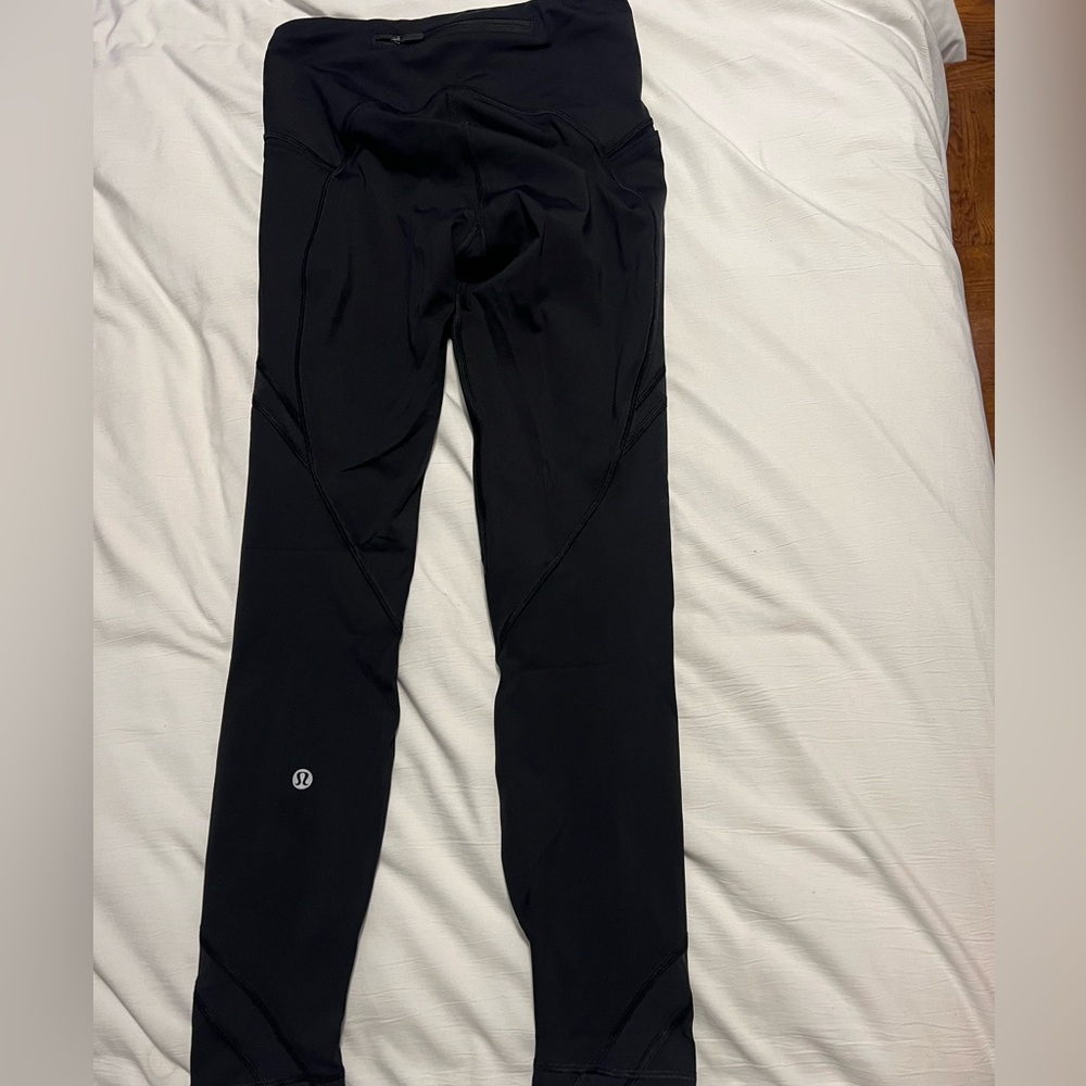 Lululemon High-Waisted Nulux Leggings w/ Mesh Detailing & Pockets - Black Size 4 - Picture 2 of 10